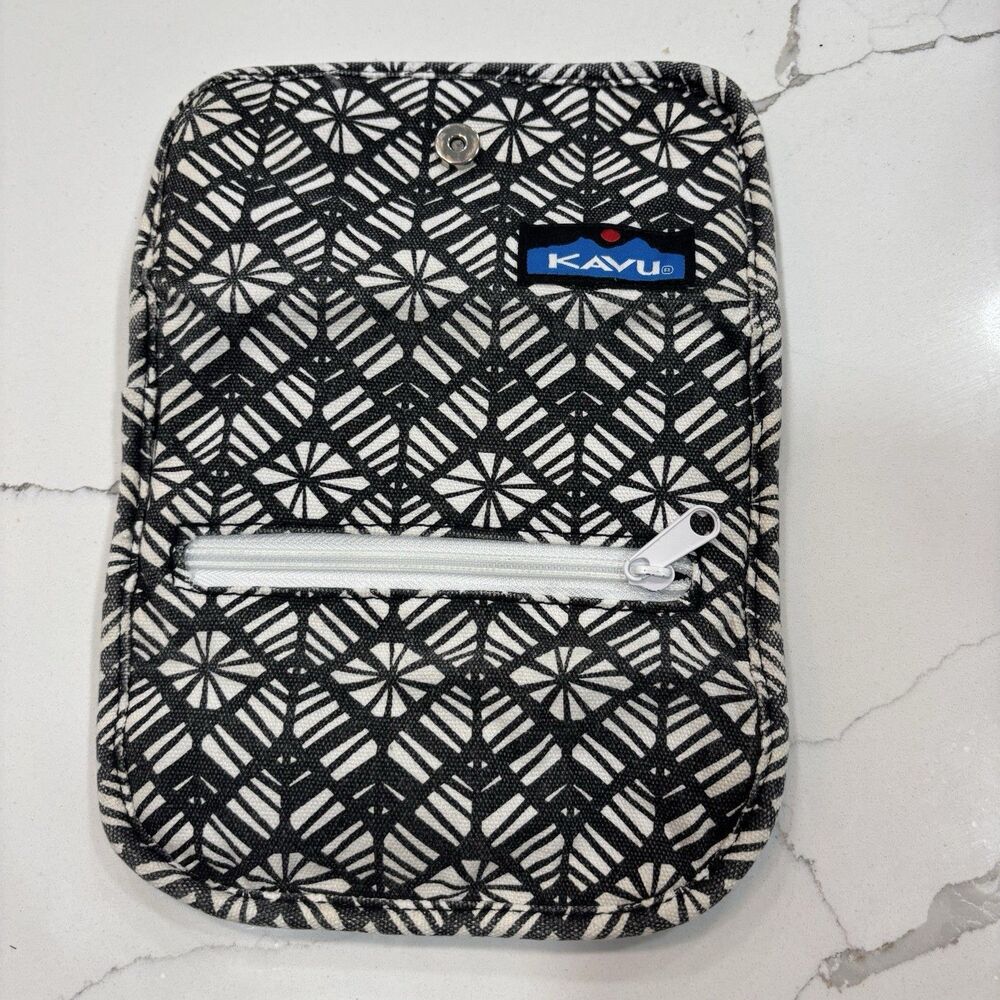 KAVU Wallet Big Spender Trifold Canvas Black/White With Black Inner Lining - Picture 3 of 4